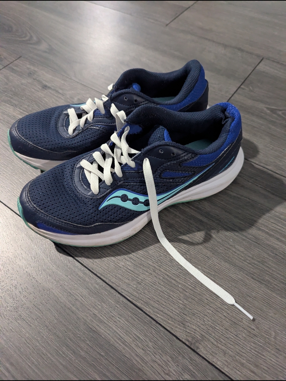 Saucony Navy & Teal Running Shoes - Lightweight Comfort